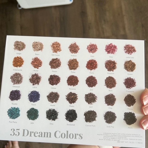 Jaclyn Hill X Morphe Palette Brand New! 🌈 - Picture 5 of 5